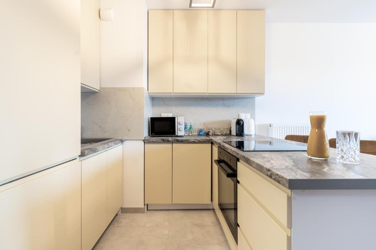 Lotte Apartment - Parking Podziemny, Osiedle Strzezone グリヴィツェ エクステリア 写真